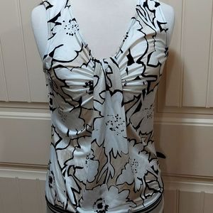 New York & Company Silky Knit Top